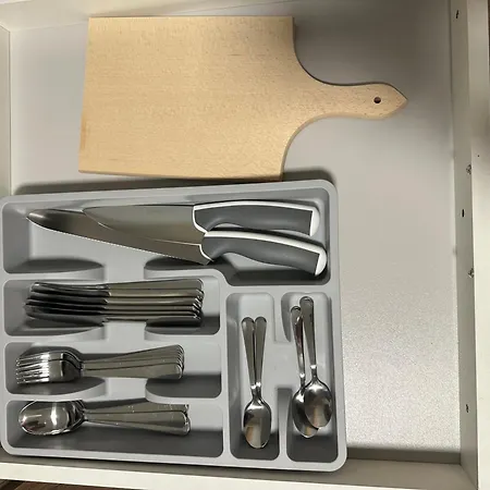 New Lovely Three Bedroom * ベオグラード