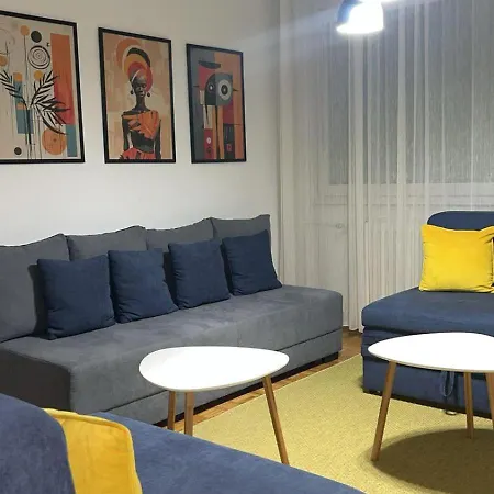 公寓 New Lovely Three Bedroom