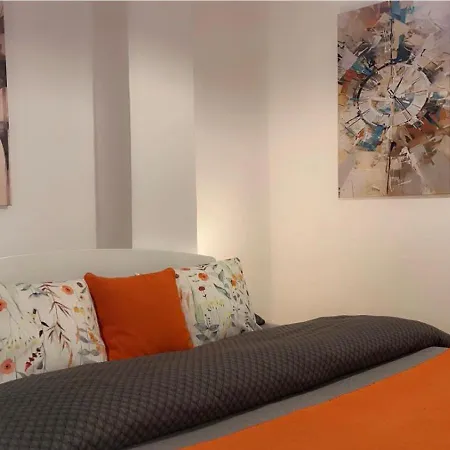 New Lovely Three Bedroom 公寓 贝尔格莱德