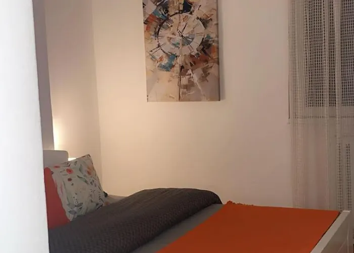 New Lovely Three Bedroom 아파트